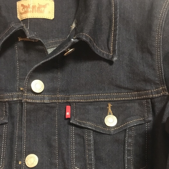 NWT Levi’s Women’s Classic Trucker Waistcoat. Sz M - Picture 5 of 6